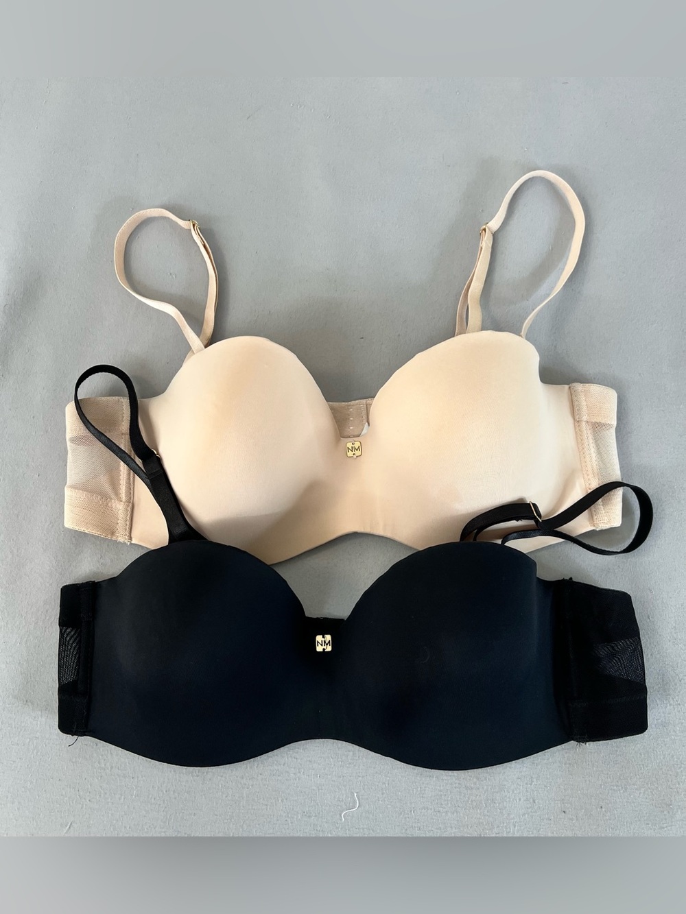Nicole Miller Lot Of 2 Bras Sz 36C Beige / Black